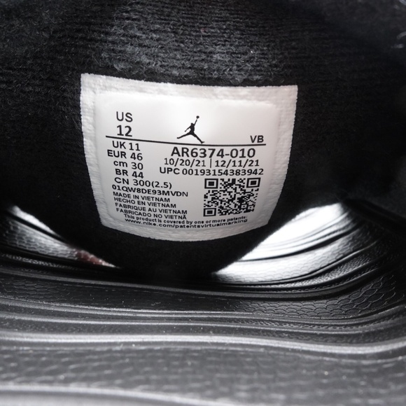 NEW Size 12 Men's Jordan Break Slide Sandals AR6374-010 Black/White - Picture 2 of 8